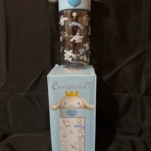 New Cinnamoroll Water Bottle with Blue Accents